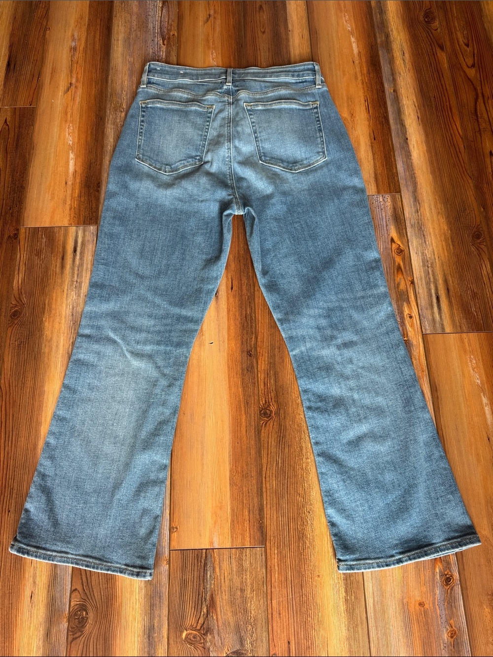 LOFT Curvy Kick Crop Jeans Women’s Size 8 / 29 Cropped Flare Denim - Picture 4 of 7
